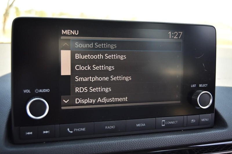 Honda Civic Hatchback Vehicle Image 13