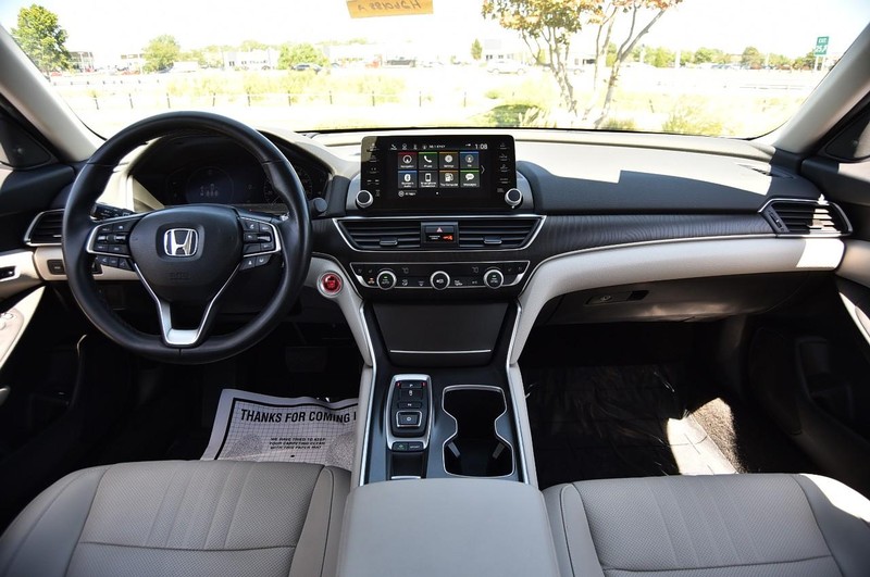 Honda Accord Sedan Vehicle Image 07