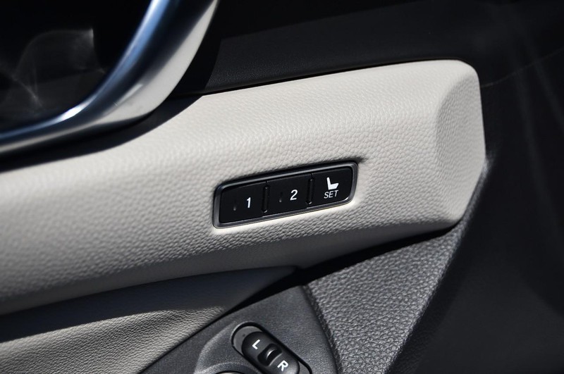 Honda Accord Sedan Vehicle Image 10