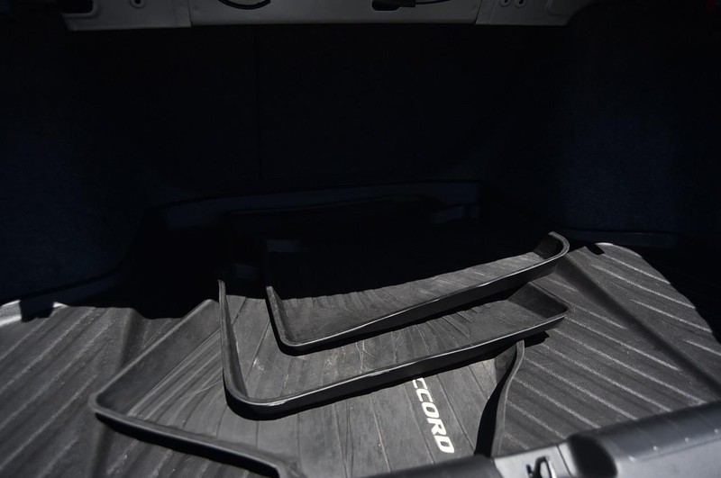 Honda Accord Sedan Vehicle Image 28