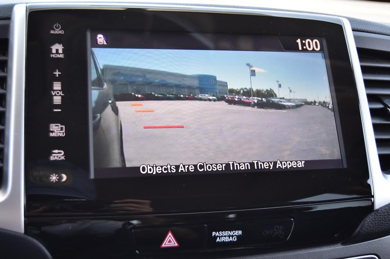 Honda Pilot Vehicle Image 14