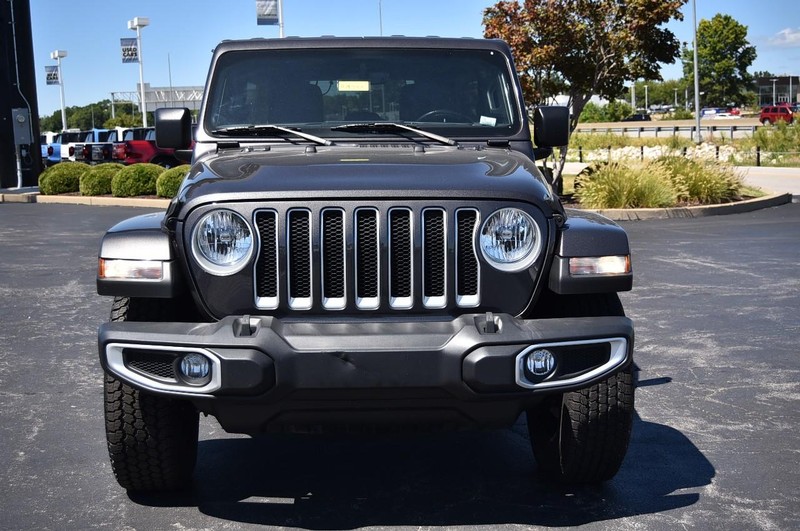 Jeep Wrangler Vehicle Image 04