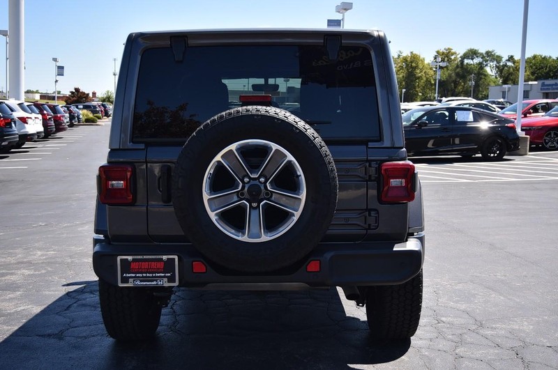 Jeep Wrangler Vehicle Image 06