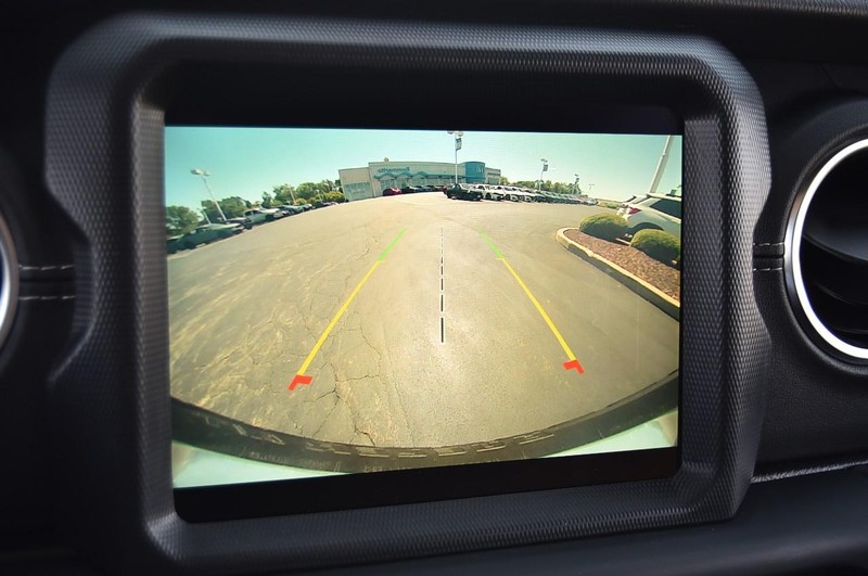 Jeep Wrangler Vehicle Image 13