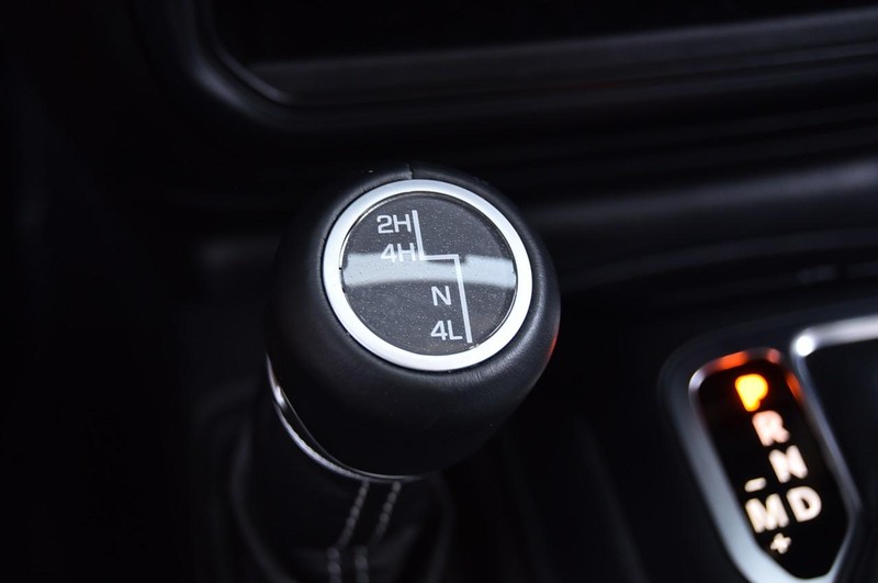 Jeep Wrangler Vehicle Image 18