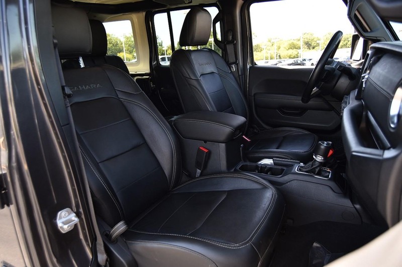 Jeep Wrangler Vehicle Image 22
