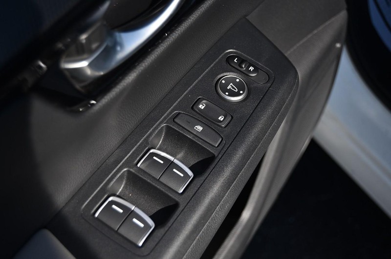 Honda CR-V Vehicle Image 08