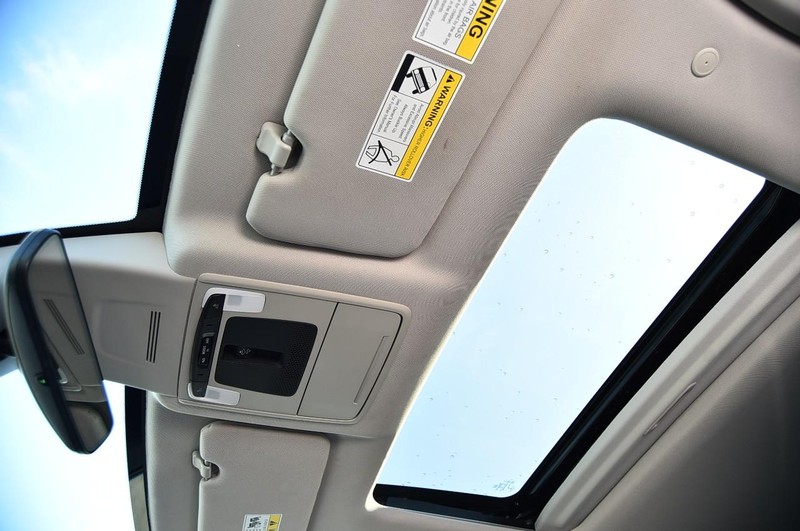 Honda CR-V Vehicle Image 23