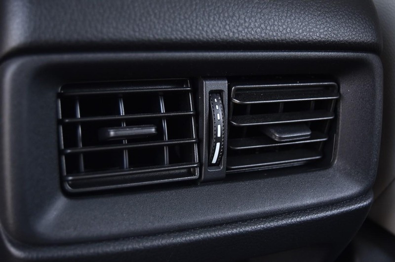 Honda CR-V Vehicle Image 25