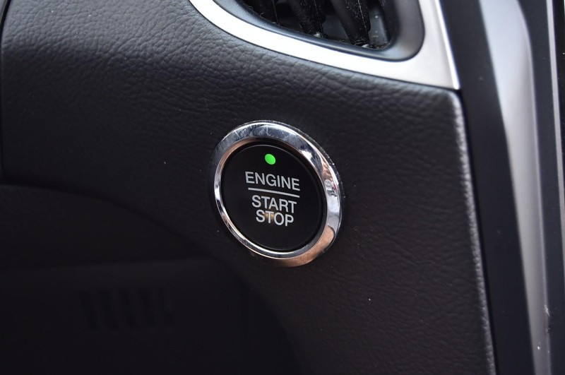 Ford Edge Vehicle Image 17