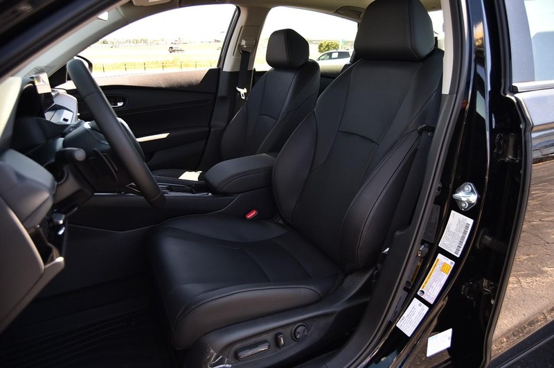 Honda Accord Hybrid Vehicle Image 19