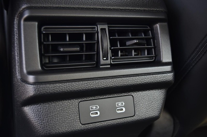 Honda Accord Hybrid Vehicle Image 23