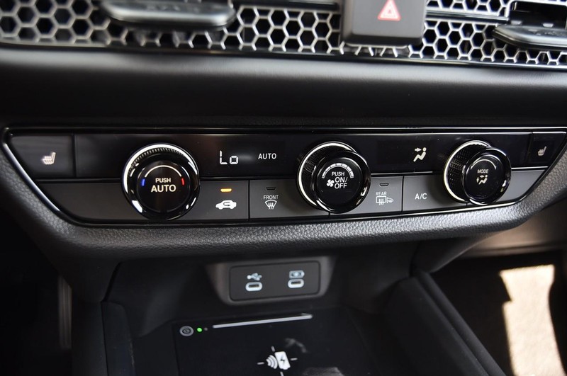 Honda HR-V Vehicle Image 16