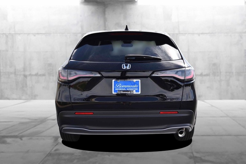 Honda HR-V Vehicle Image 06