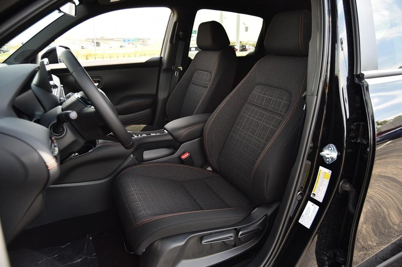 Honda HR-V Vehicle Image 22