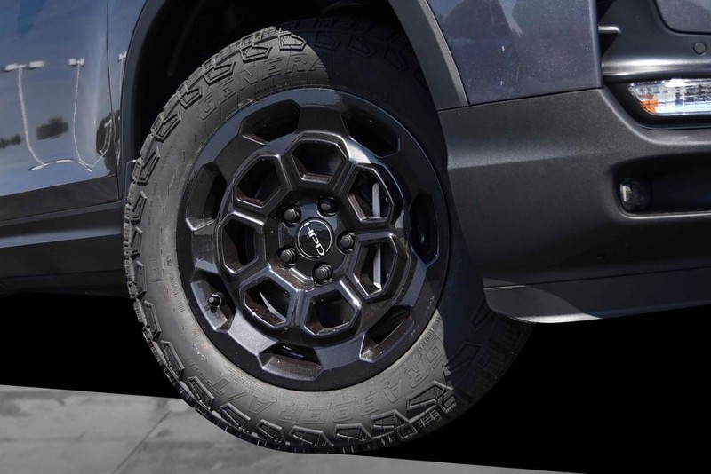 Honda Ridgeline Vehicle Image 03