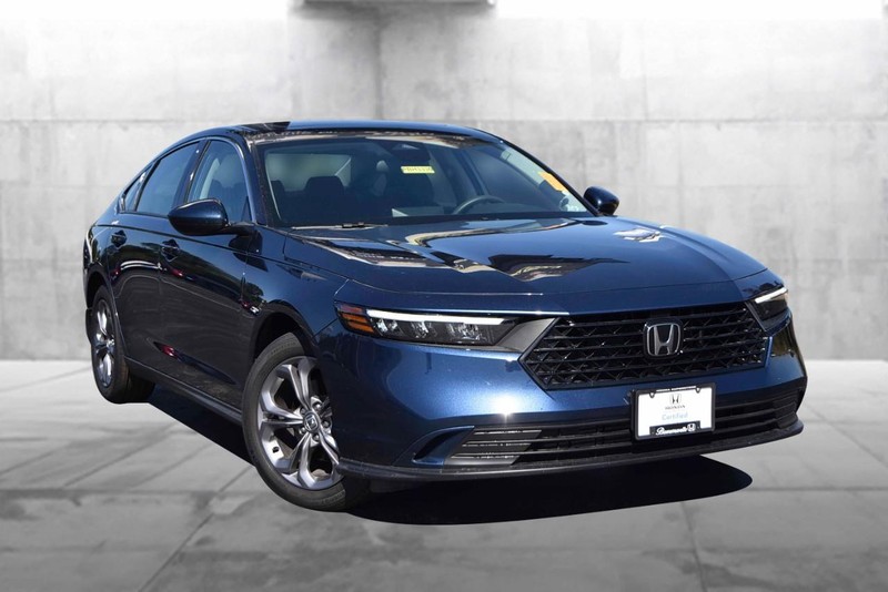 Honda Accord Sedan Vehicle Image 02