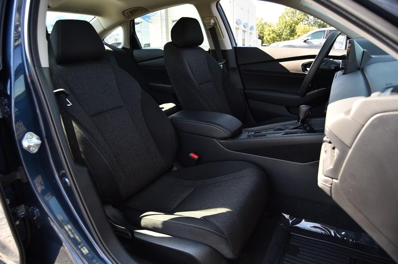Honda Accord Sedan Vehicle Image 19