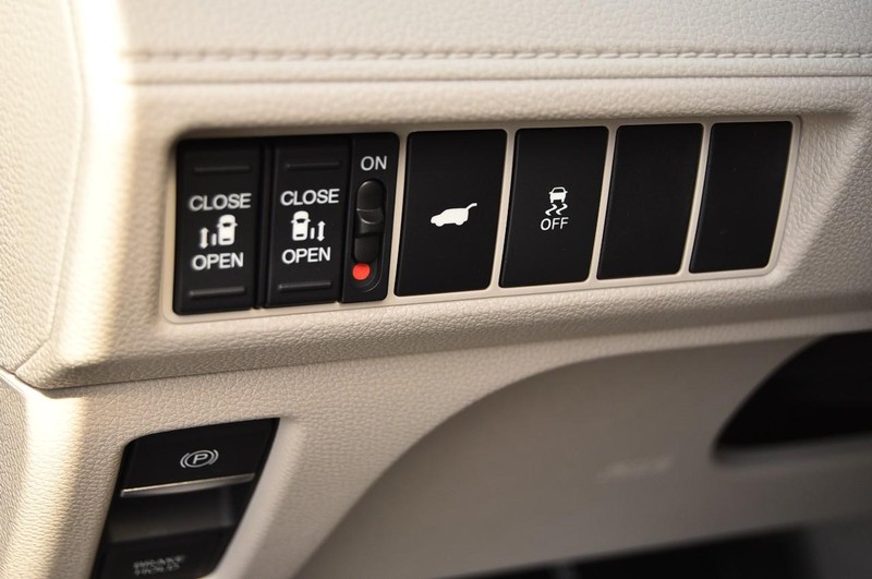 Honda Odyssey Vehicle Image 11