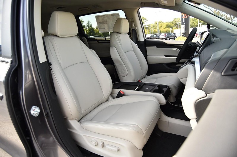 Honda Odyssey Vehicle Image 24