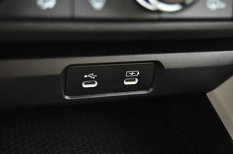 Honda Accord Sedan Vehicle Image 14