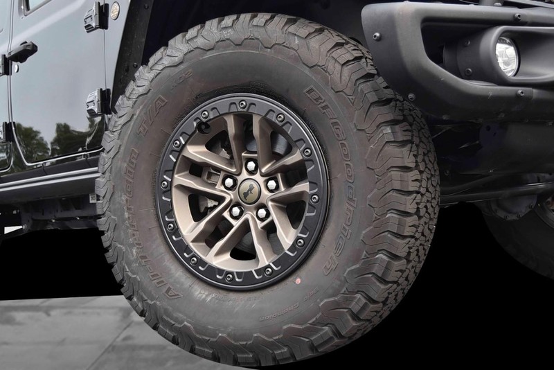 Jeep Wrangler Vehicle Image 03