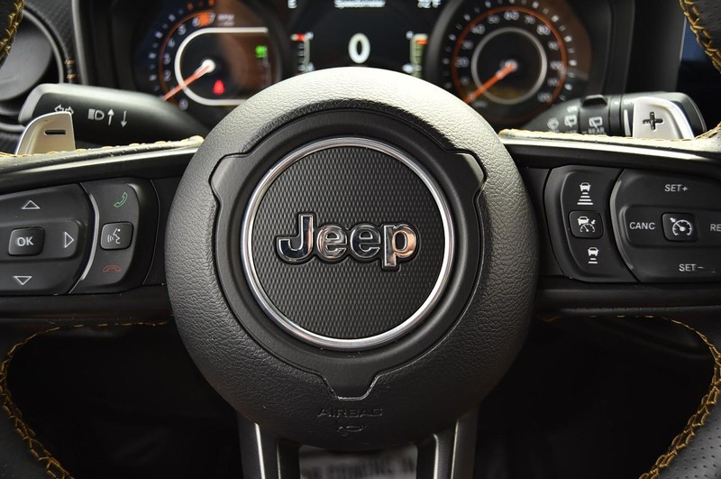 Jeep Wrangler Vehicle Image 22