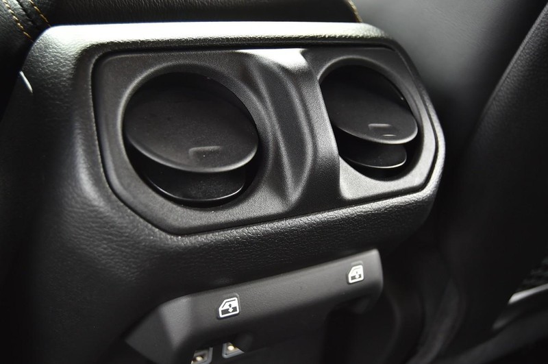 Jeep Wrangler Vehicle Image 26