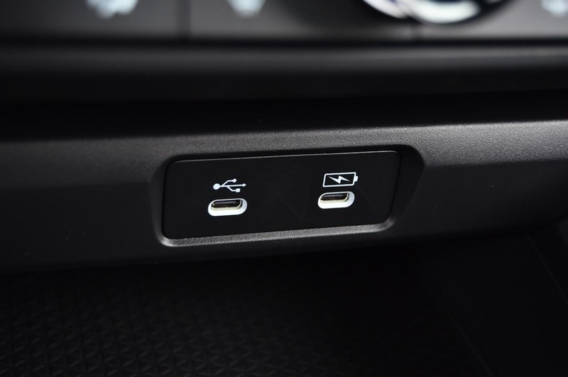 Honda Accord Sedan Vehicle Image 16