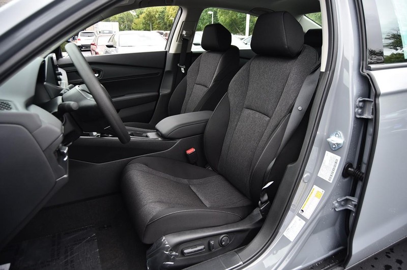 Honda Accord Sedan Vehicle Image 20