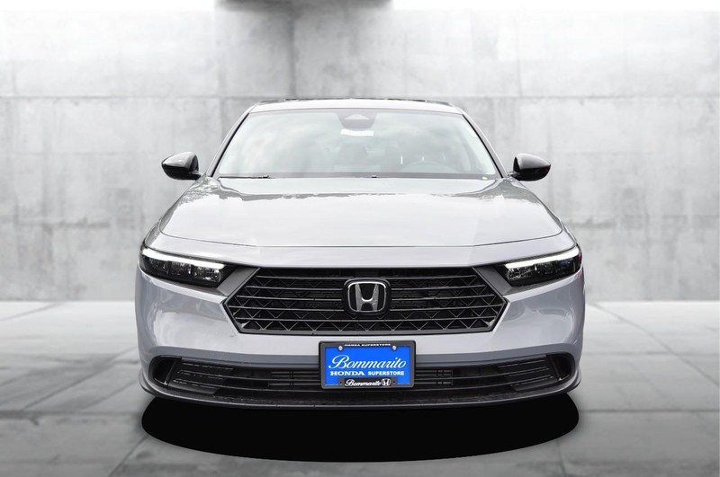 Honda Accord Sedan Vehicle Image 04