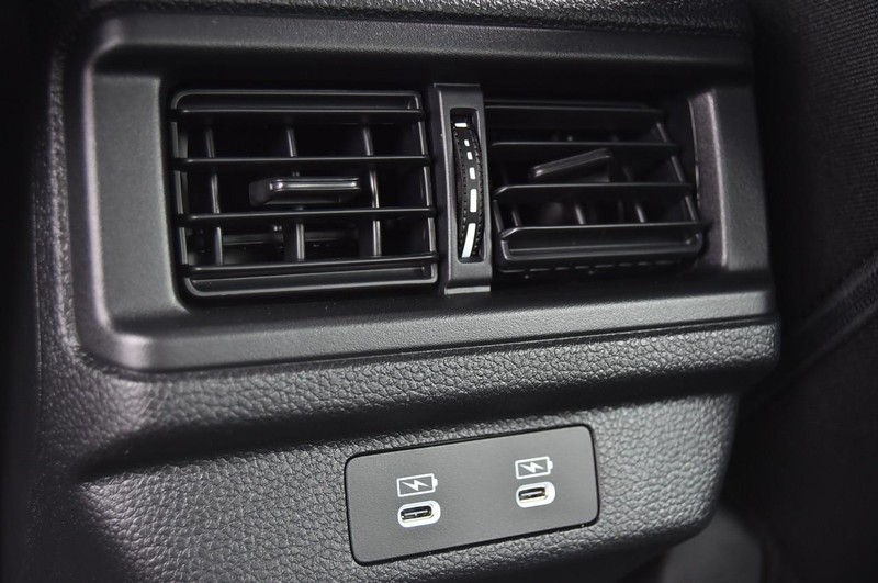 Honda Accord Sedan Vehicle Image 23