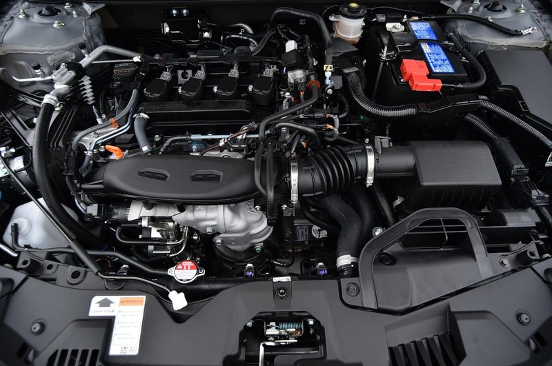 Honda Accord Sedan Vehicle Image 25
