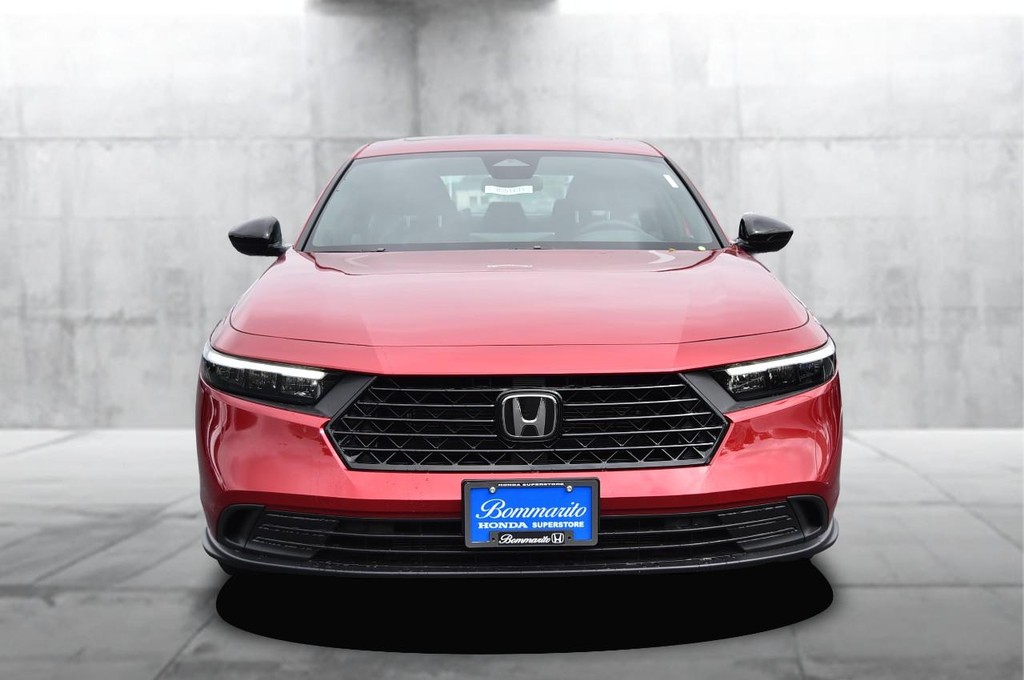 Honda Accord Hybrid Vehicle Image 04