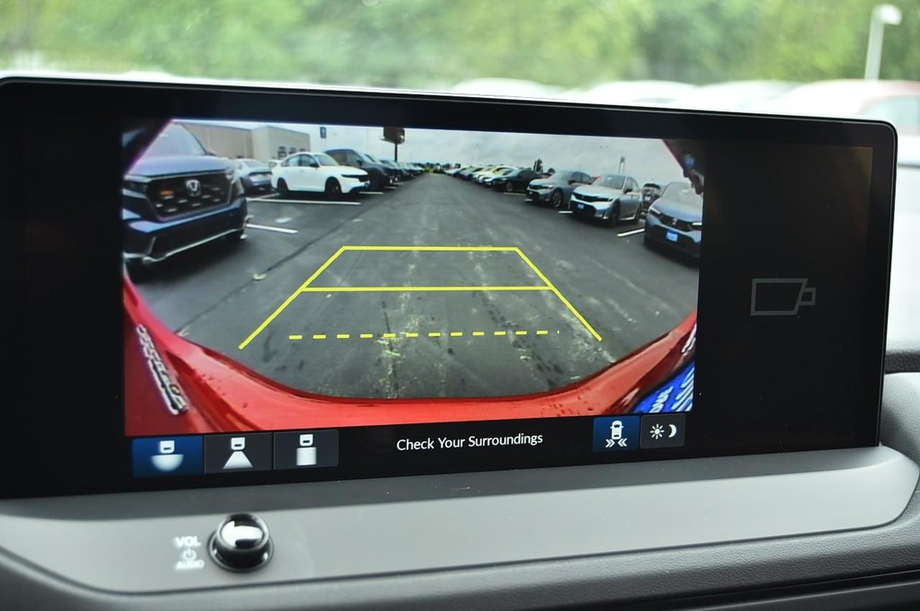 Honda Accord Hybrid Vehicle Image 11