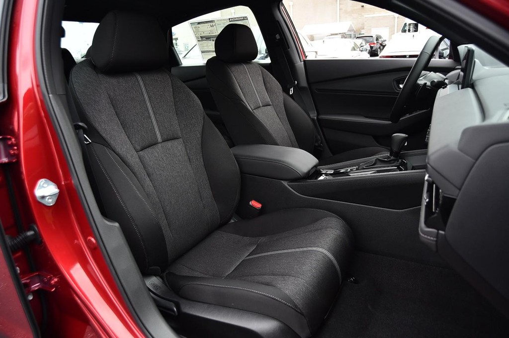 Honda Accord Hybrid Vehicle Image 22