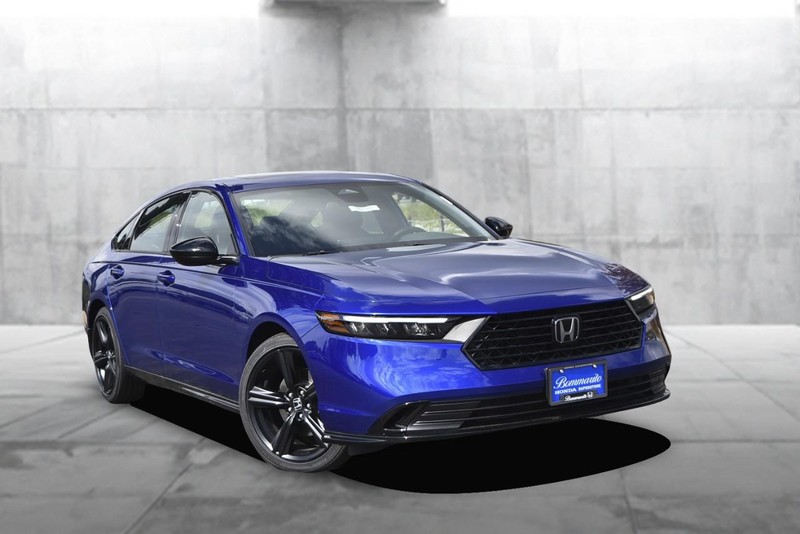 Honda Accord Hybrid Vehicle Image 02