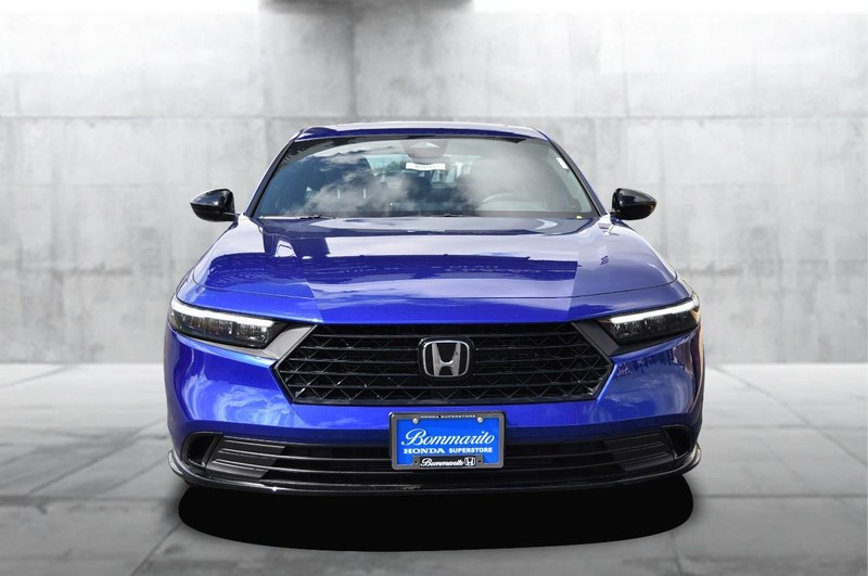 Honda Accord Hybrid Vehicle Image 04