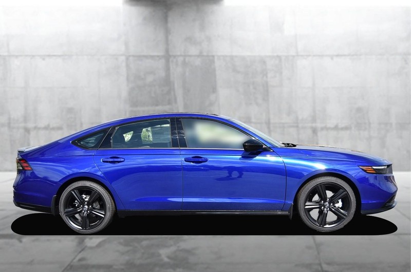 Honda Accord Hybrid Vehicle Image 05
