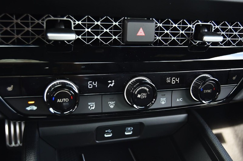 Honda Accord Hybrid Vehicle Image 16