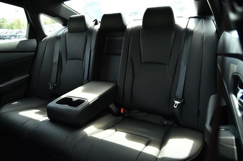 Honda Accord Hybrid Vehicle Image 25