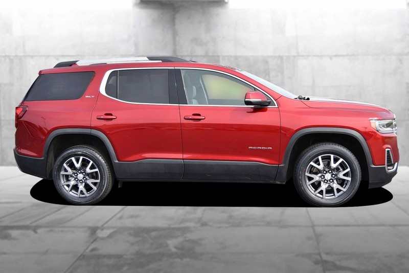GMC Acadia Vehicle Image 05