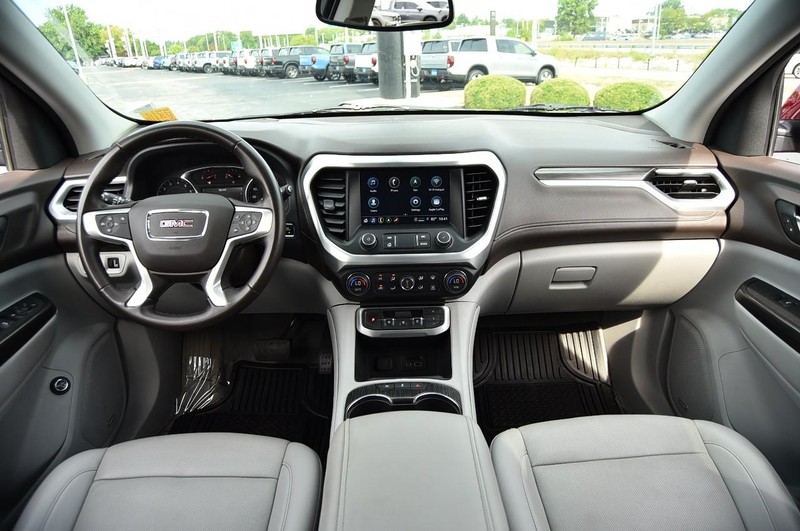 GMC Acadia Vehicle Image 07