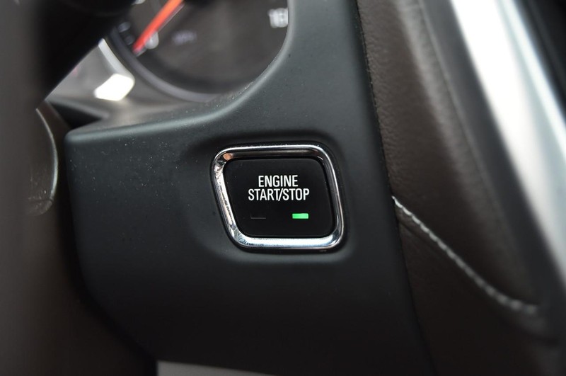 GMC Acadia Vehicle Image 20