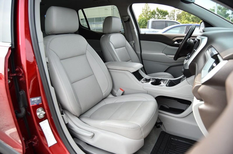 GMC Acadia Vehicle Image 23