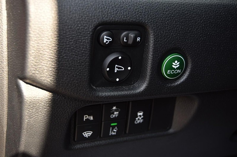 Honda Passport Vehicle Image 12