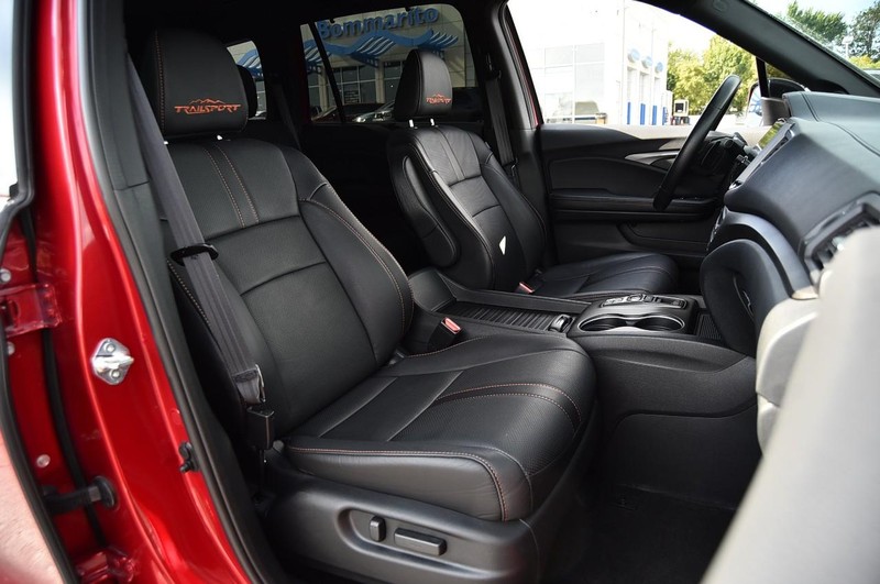 Honda Passport Vehicle Image 24