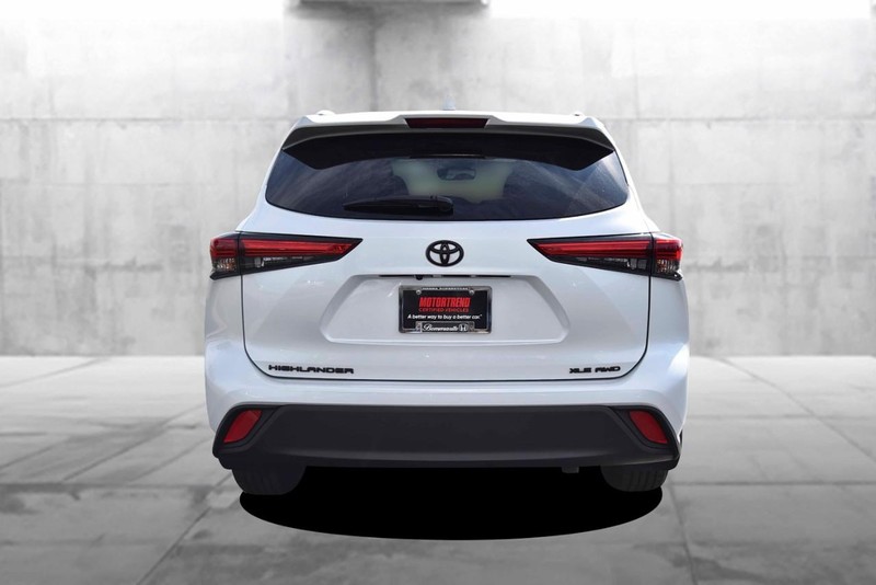 Toyota Highlander Vehicle Image 06