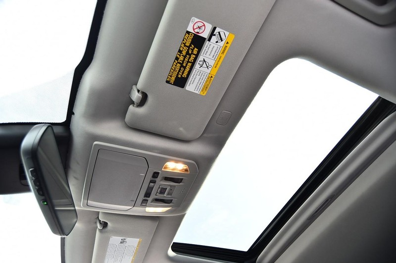 Toyota Highlander Vehicle Image 23