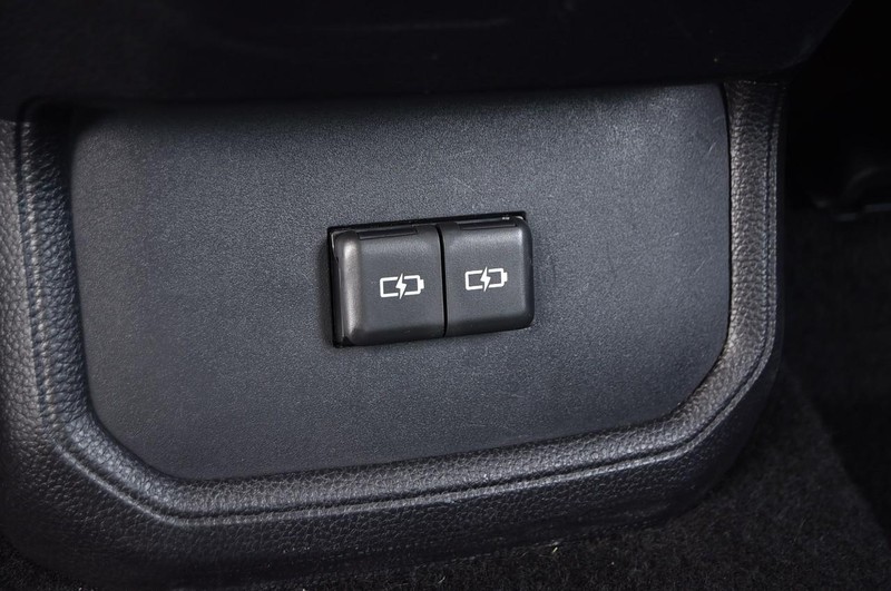 Toyota Highlander Vehicle Image 26